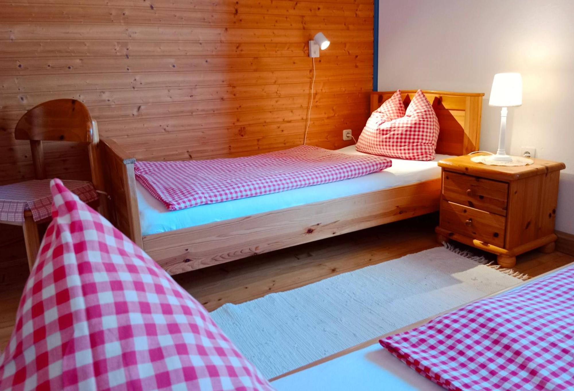 Bergbauernhof Stauder - Hirschbergalpakas Villa Lendorf Kamer foto